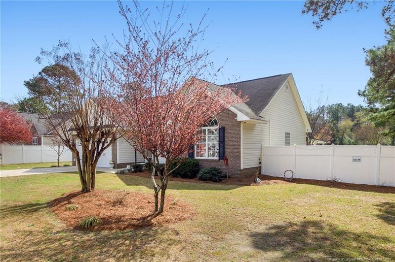178 King Rd, Fayetteville, NC 28306