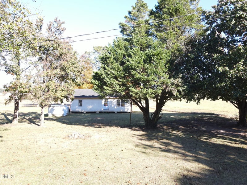 178 Mcgee Barefoot Ln, Coats, NC 27521