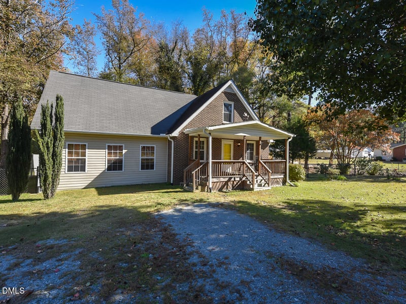 178 Paceville Rd, Selma, NC 27576