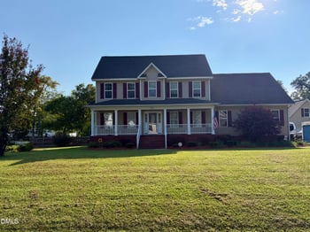 178 Waters Edge Dr, Erwin, NC 28339