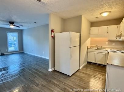 1781 Roberta Ct, Fayetteville, NC 28304