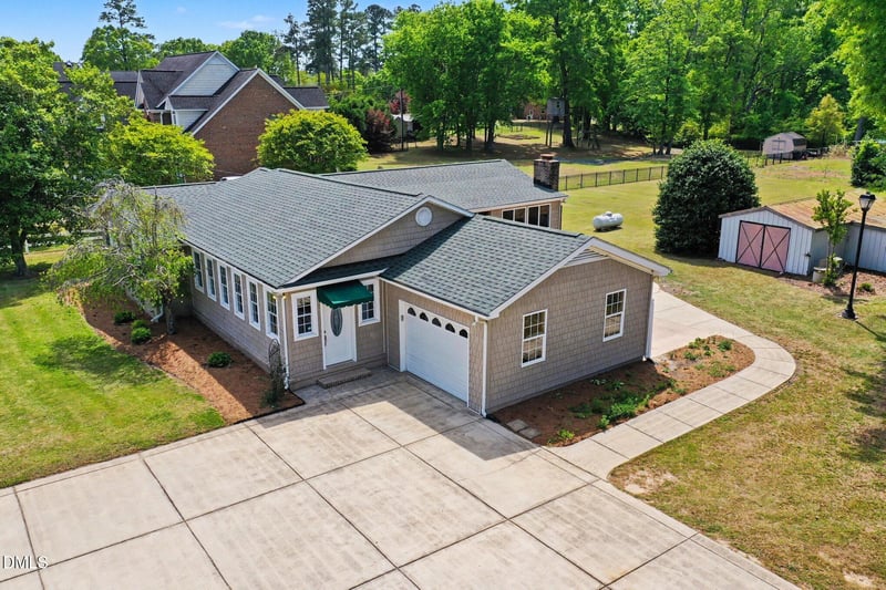 1782 Chicora Rd, Dunn, NC 28334