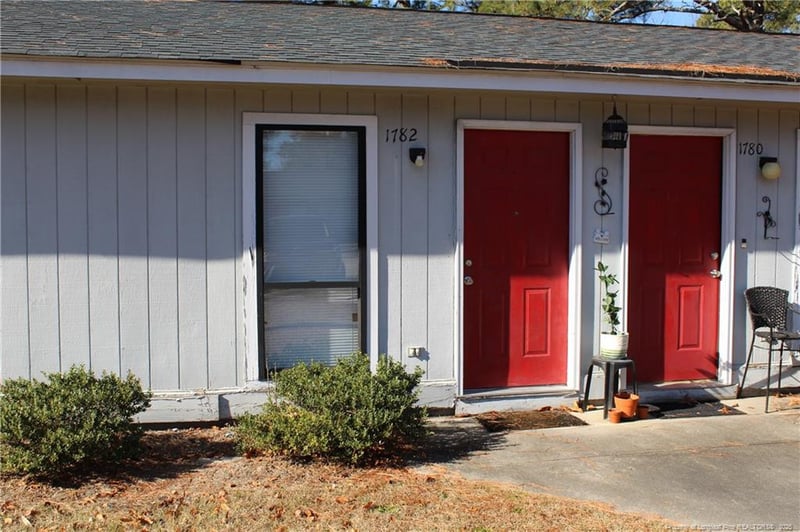 1782 Shirley Ct, Fayetteville, NC 28304