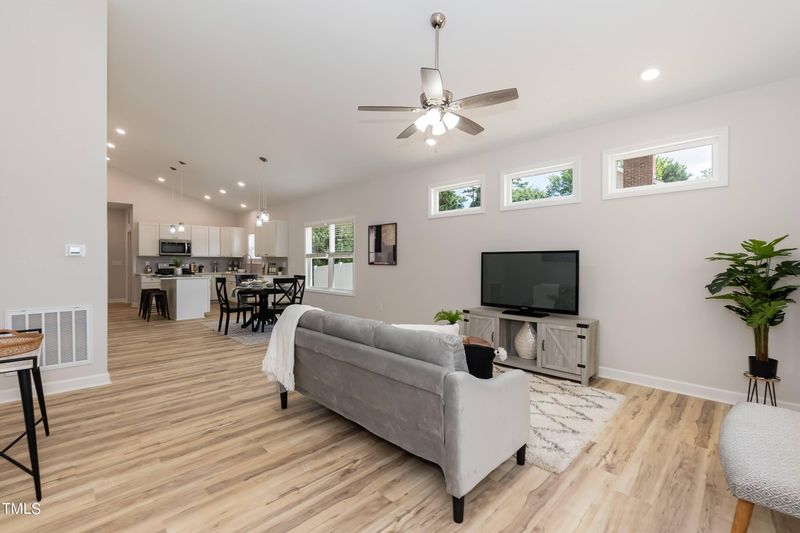 1783 Fairview St, Burlington, NC 27215