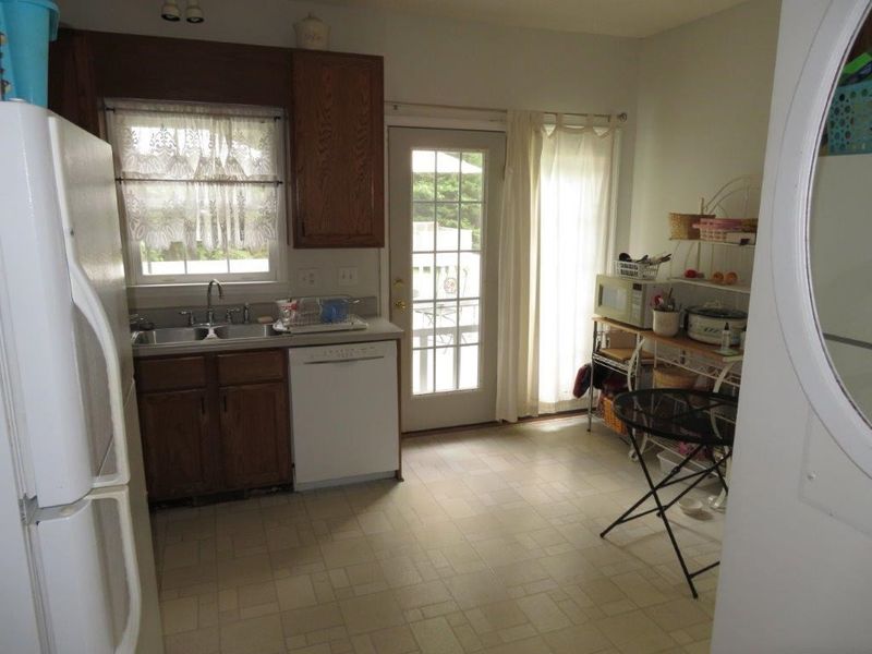 1789 Sid Mitchell Rd, Youngsville, NC 27596