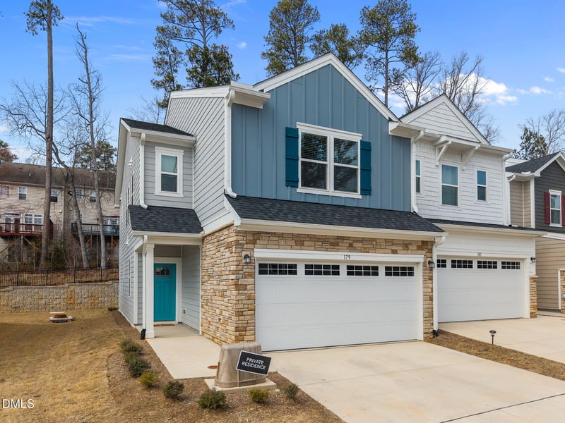 179 Cabernet Dr, Chapel Hill, NC 27516