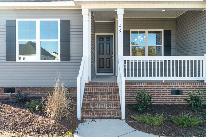 179 Goodling Rd, Selma, NC 27576