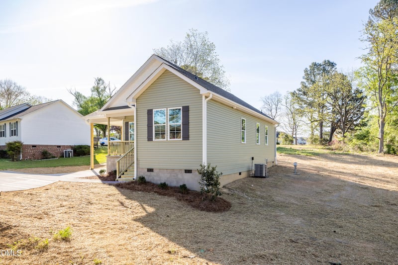 179 Hamer St, Coats, NC 27521