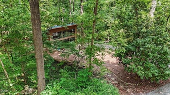 179 Hickory Pond Rd, Chapel Hill, NC 27517