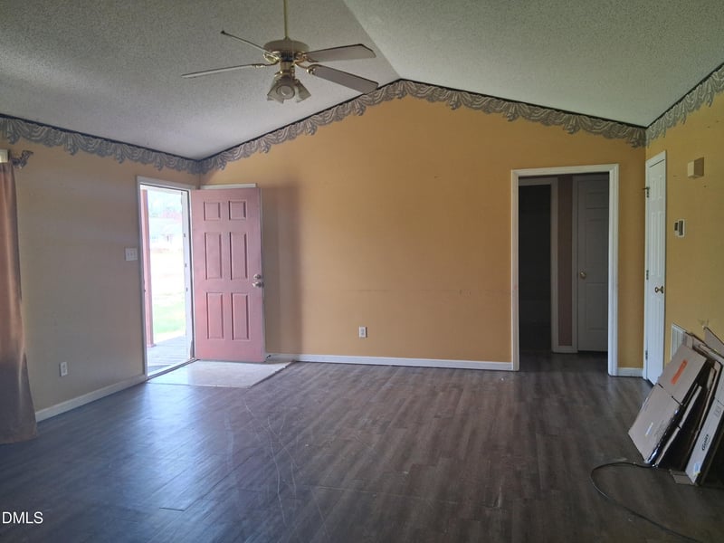 179 Patricia Dr, Smithfield, NC 27577