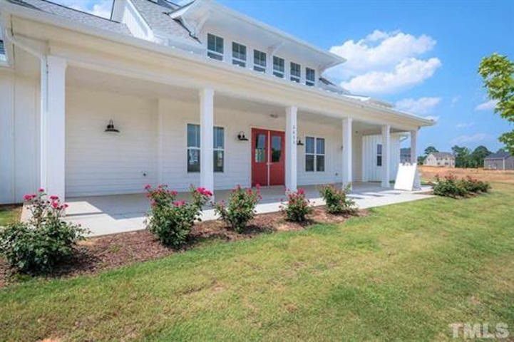 179 Ravensworth Dr, Garner, NC 27529