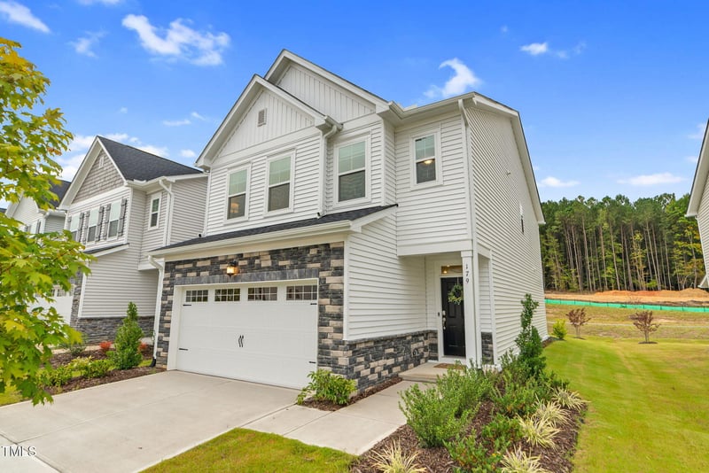 179 Sea Cave Ln, Raleigh, NC 27610