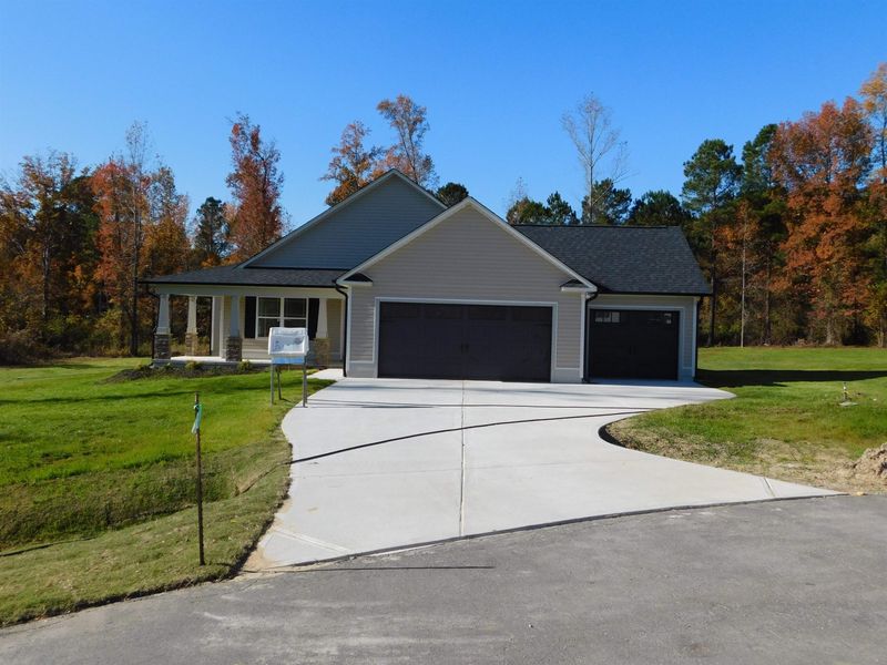 179 Voyage Cir, Smithfield, NC 27577