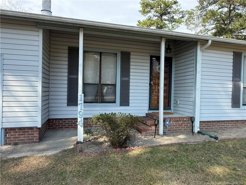 1794 Michelle Ct, Fayetteville, NC 28304
