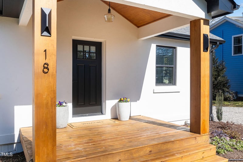 18 Academy St, Wendell, NC 27591