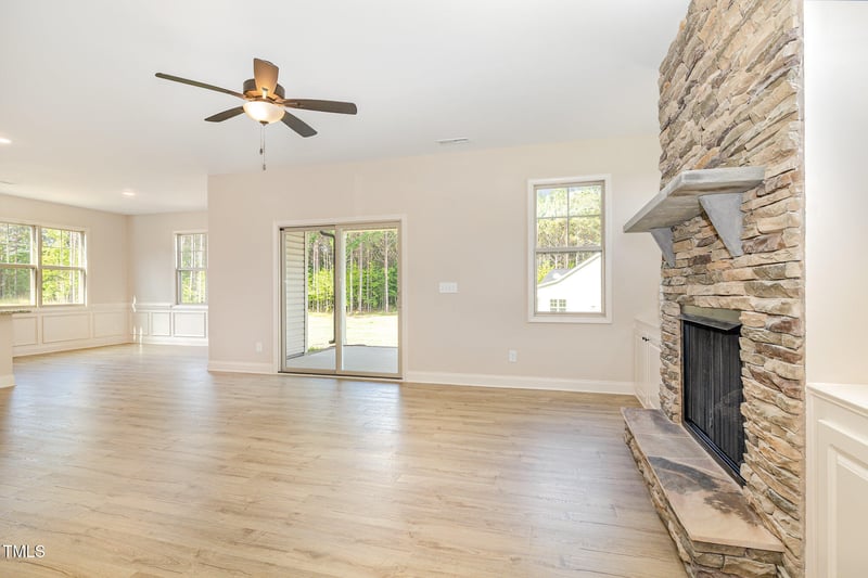 18 Bonnybrook Ct, Selma, NC 27576