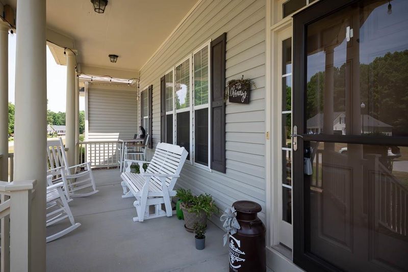 18 Carrousel Ct, Angier, NC 27501