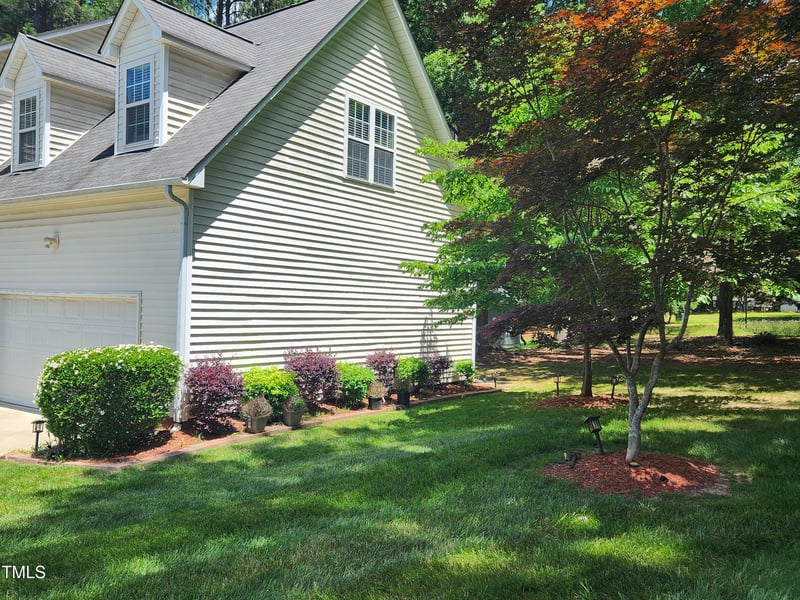 18 Clover Hil Pl, Durham, NC 27712