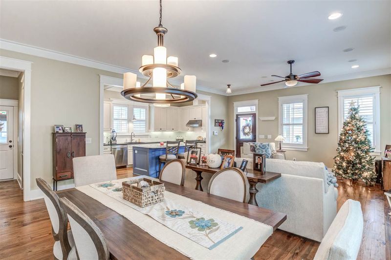 18 Congress St, Clayton, NC 27527
