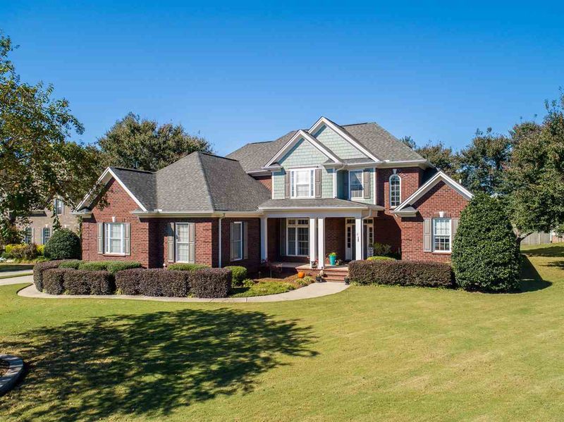 18 Crissie Ct, Clayton, NC 27527