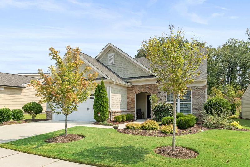 18 Currituck Ln, Durham, NC 27703