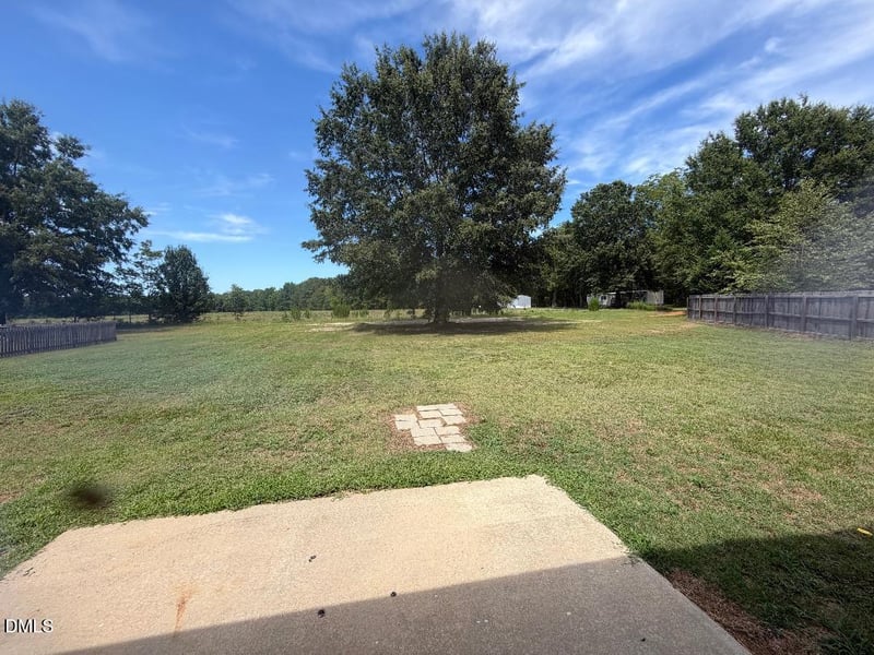 18 D'ango Cir, Angier, NC 27501