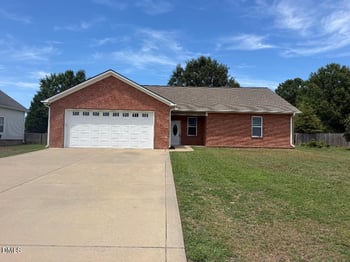 18 D'ango Cir, Angier, NC 27501