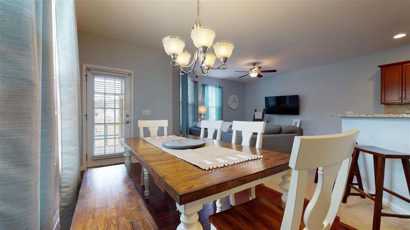 18 Daly Ct, Durham, NC 27705