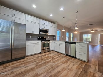 18 Danbury Ct, Pittsboro, NC 27312