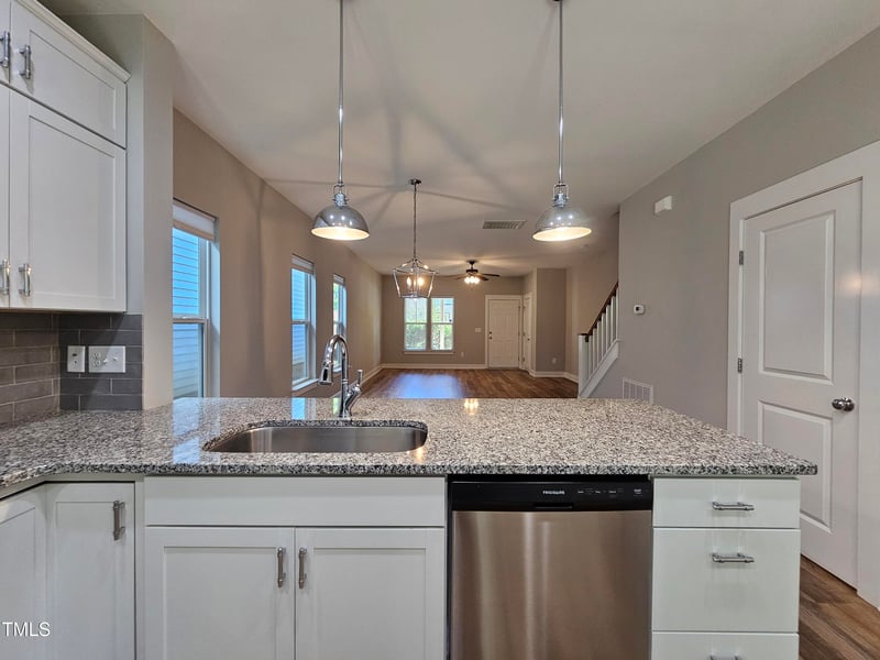 18 Danbury Ct, Pittsboro, NC 27312