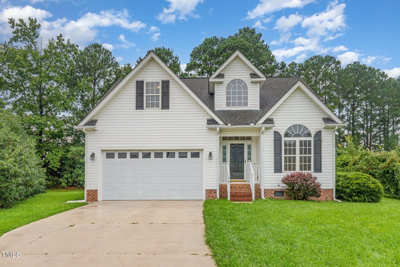 18 Edgecombe Ct, Smithfield, NC 27577