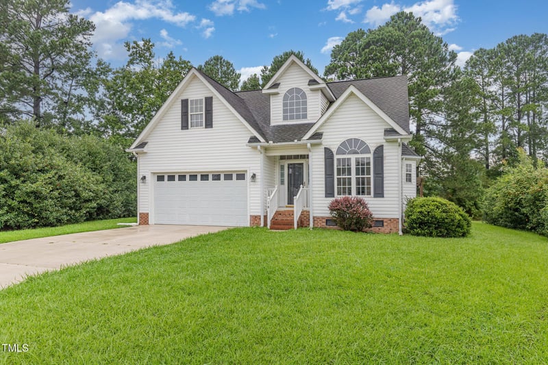 18 Edgecombe Ct, Smithfield, NC 27577