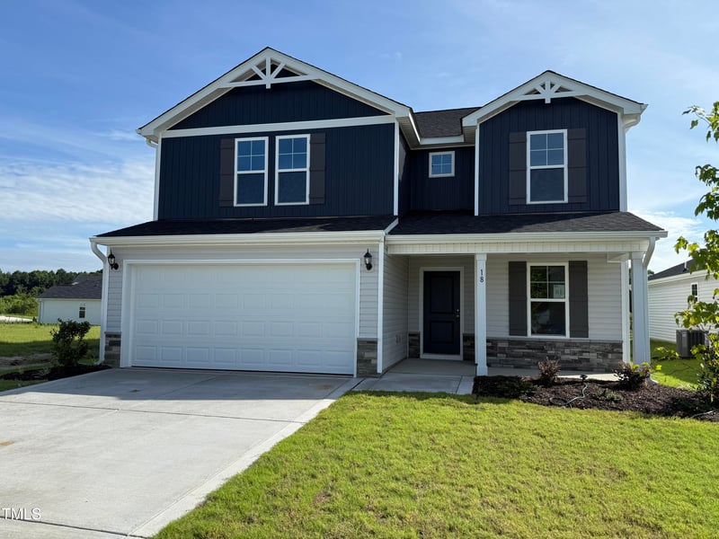 18 Emily Gardens Dr, Selma, NC 27576
