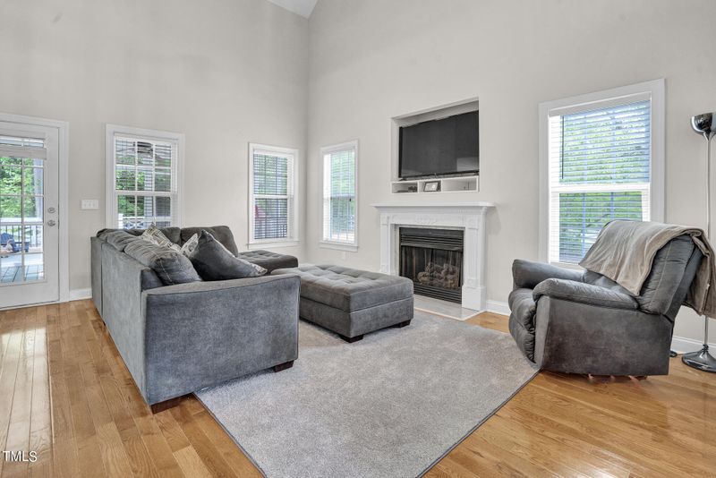 18 Fox Pen Dr, Raleigh, NC 27603