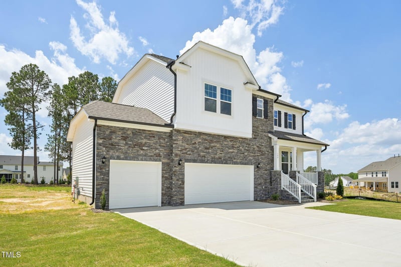 18 Frost Meadow Way, Lillington, NC 27546