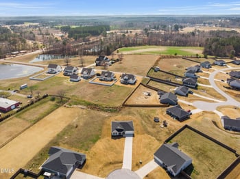 18 Harlow Ct, Fuquay Varina, NC 27526