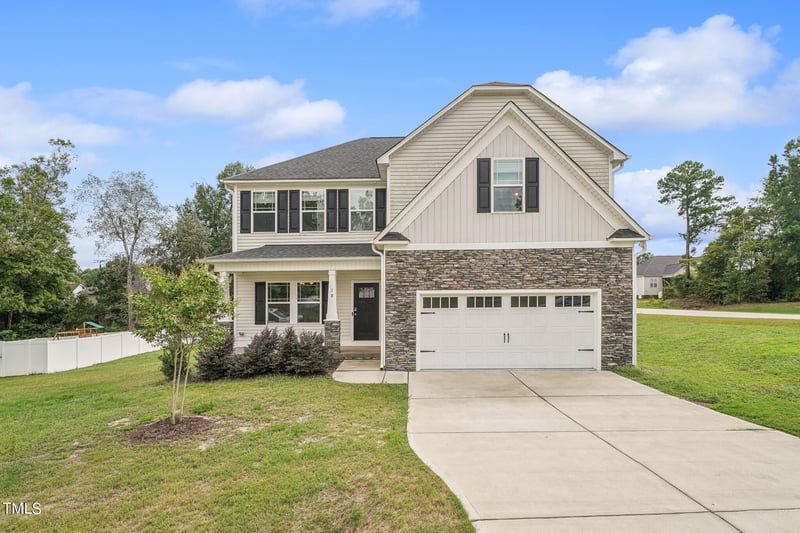 18 Hiddenbrook Ct, Angier, NC 27501
