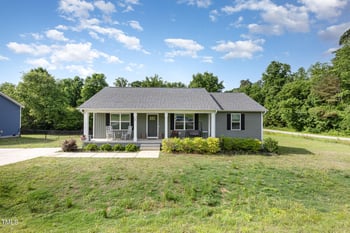 18 Hunter Fox Trl, Angier, NC 27501