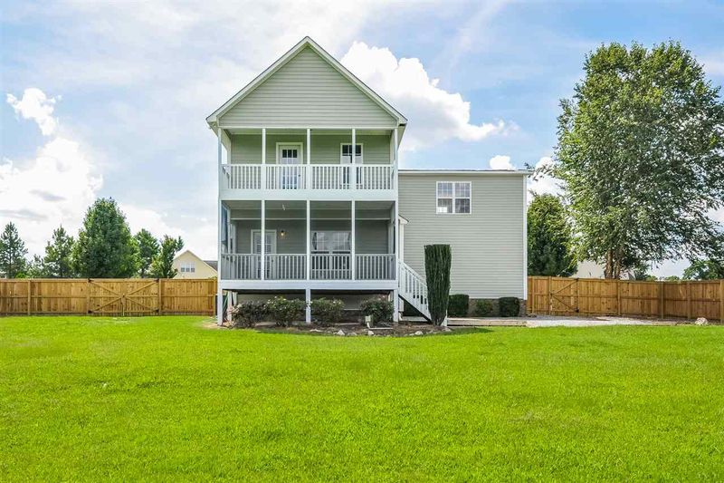 18 Islan Ct, Willow Springs, NC 27592