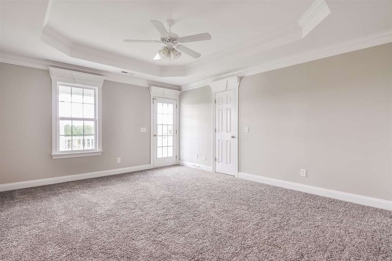 18 Islan Ct, Willow Springs, NC 27592