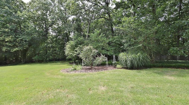 18 Kimberly Dr, Durham, NC 27707