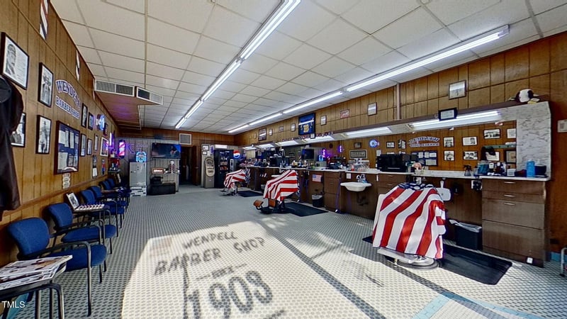 18 Main St, Wendell, NC 27591