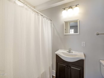 18 Monarch Trl, Chapel Hill, NC 27516