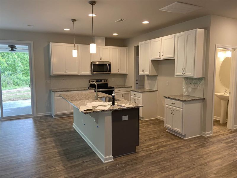 18 Montasel Ct, Fuquay Varina, NC 27526