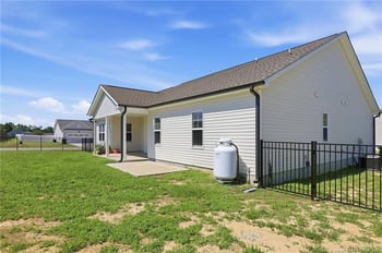18 Mossy Bridge Ct, Lillington, NC 27546
