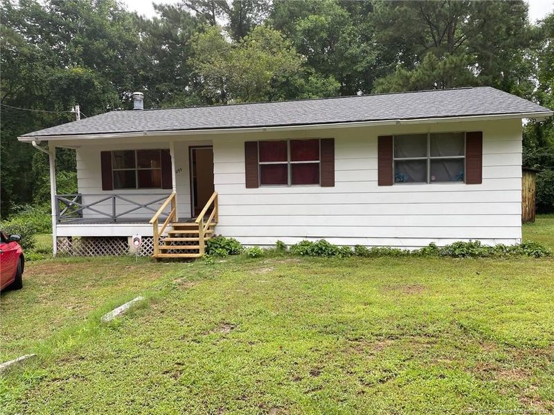 18 Nowhere Ln, Sanford, NC 27332