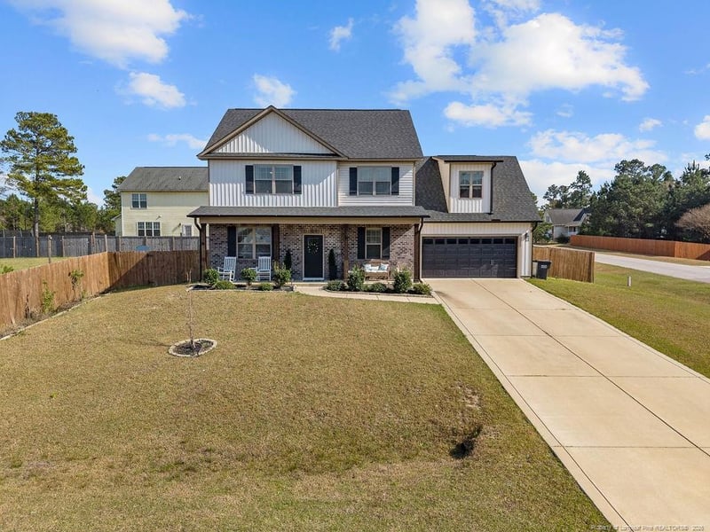 18 Oak Forest Dr, Sanford, NC 27332