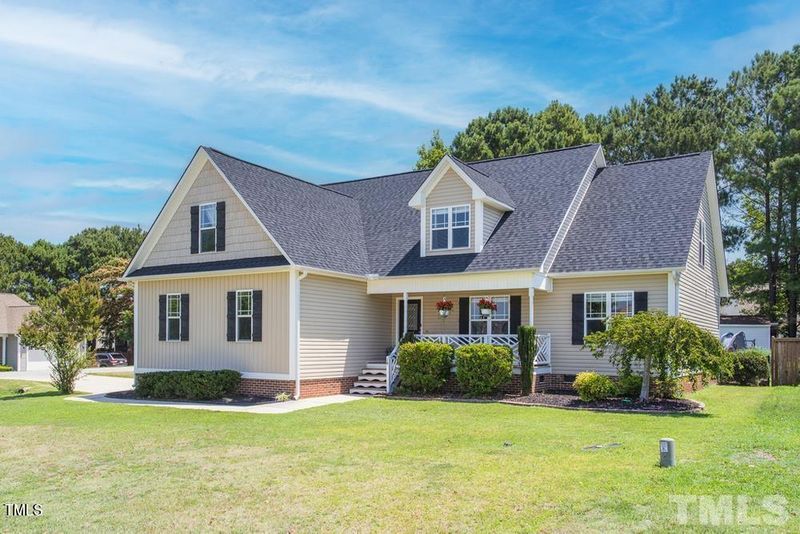 18 Pinewinds Ct, Clayton, NC 27520