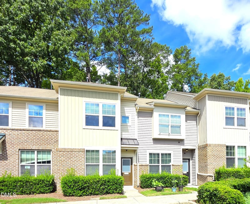 18 Pocono Dr, Durham, NC 27705