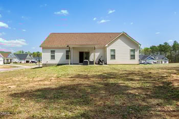 18 Purple Mist Ln, Zebulon, NC 27597